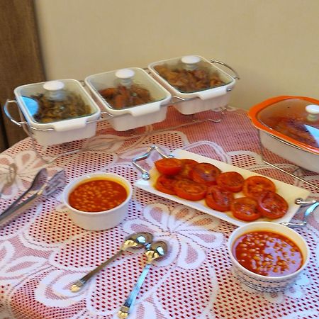 Florances Rest House Nairobi Ngoại thất bức ảnh