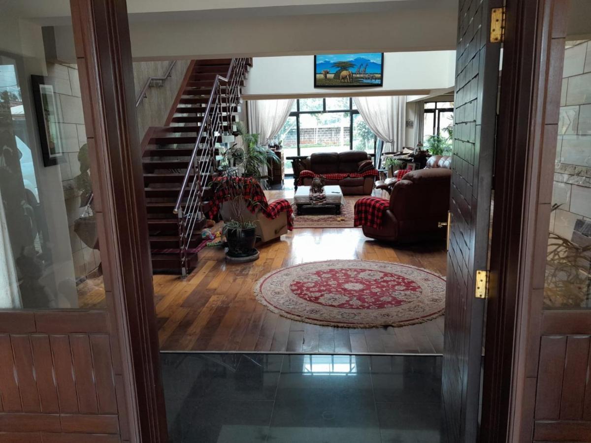 Florances Rest House Nairobi Ngoại thất bức ảnh