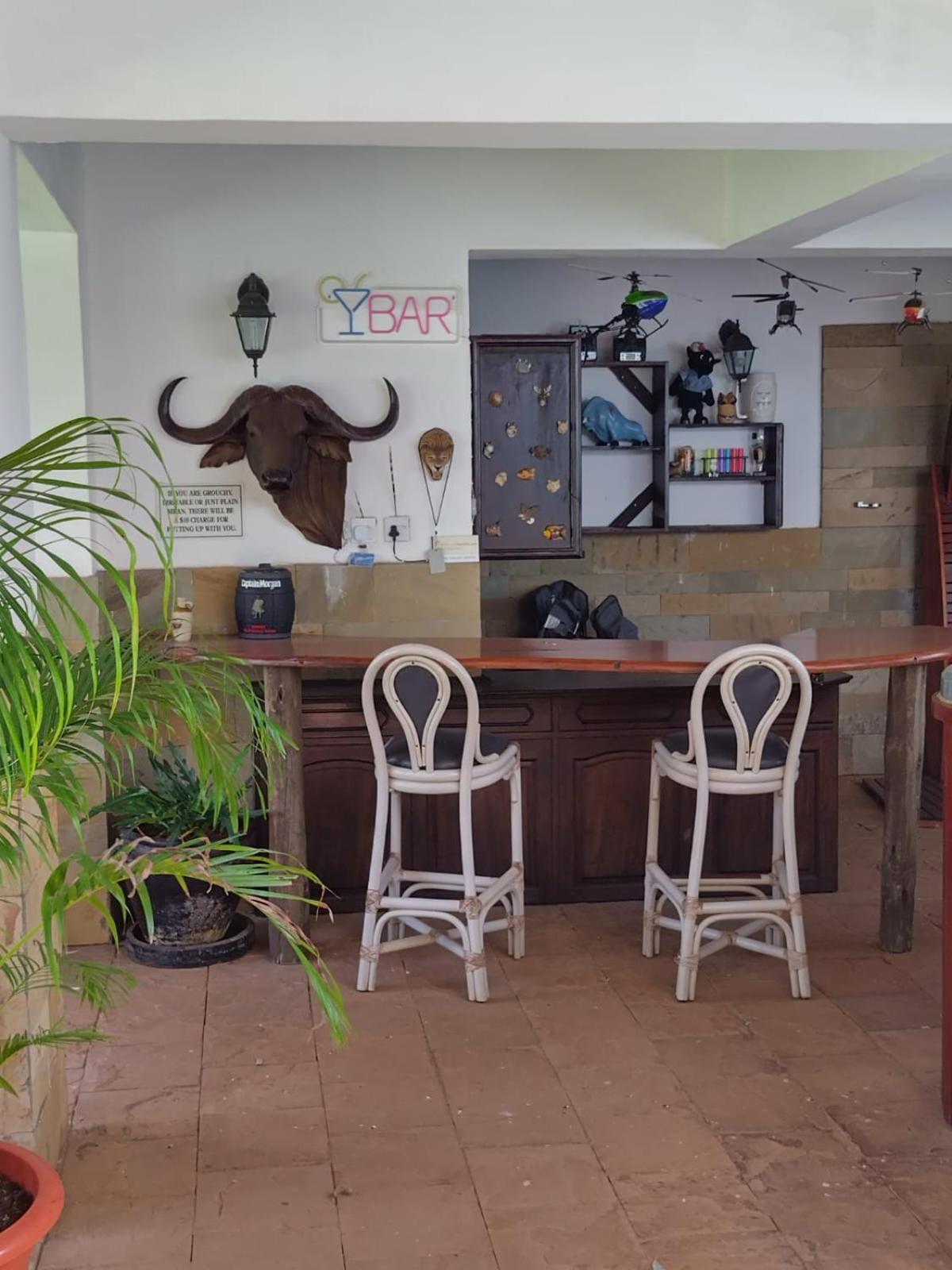 Florances Rest House Nairobi Ngoại thất bức ảnh