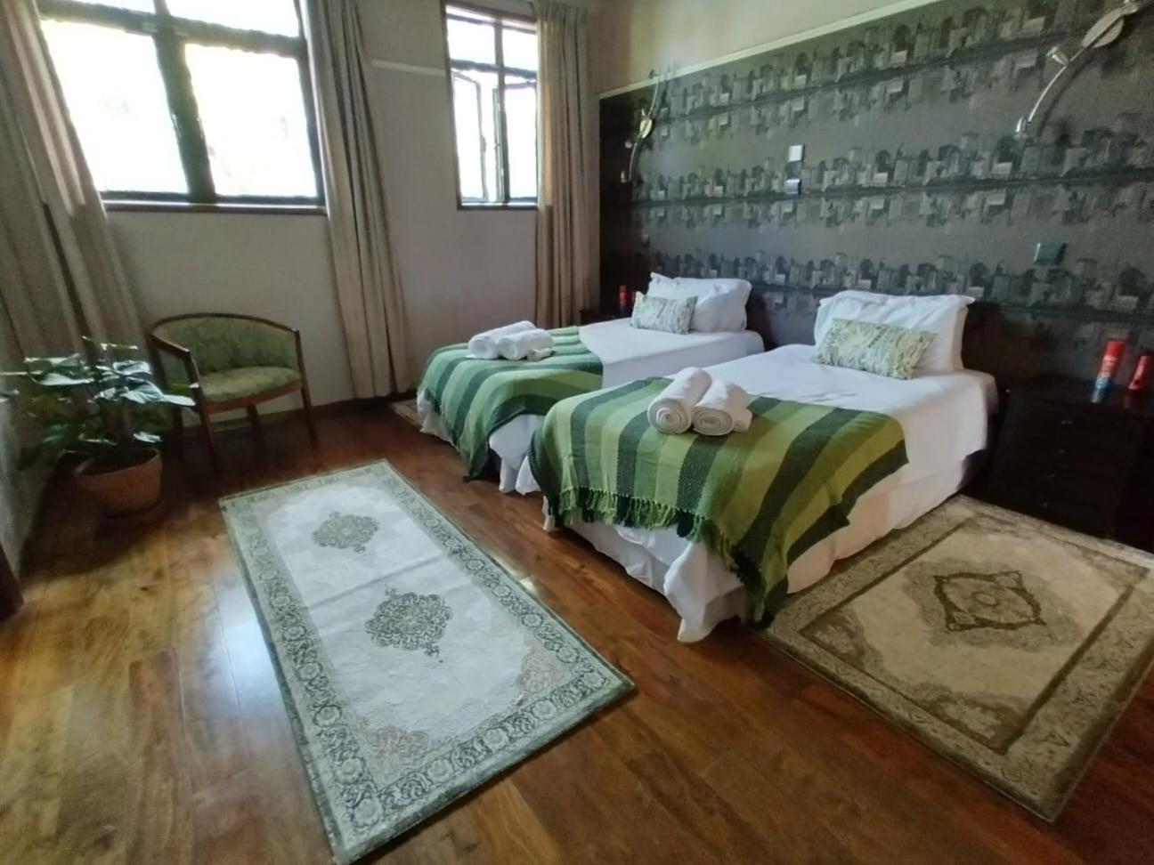 Florances Rest House Nairobi Ngoại thất bức ảnh