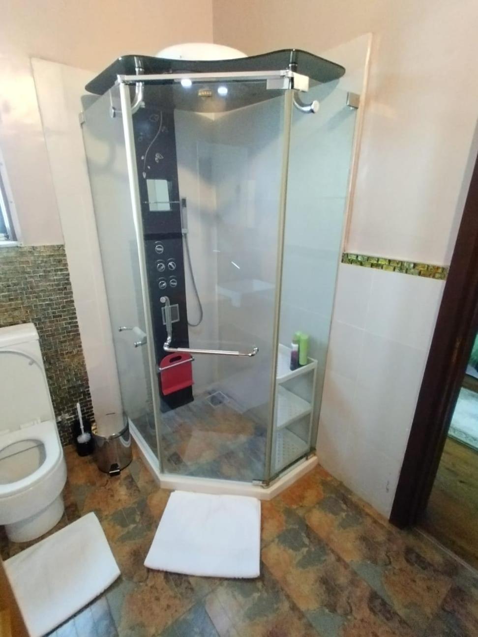 Florances Rest House Nairobi Ngoại thất bức ảnh